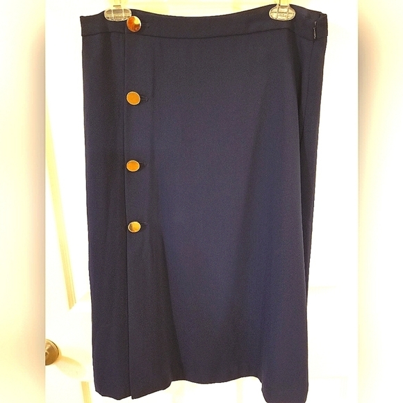 Lord & Taylor Skirt - Picture 1 of 5